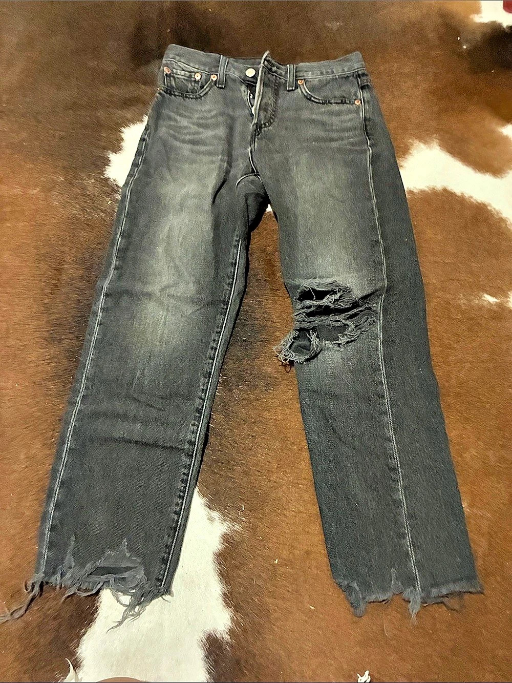 Levi's Wedgie Straight Jeans Distressed Jeans Black Waist 25